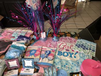 Extra Gender Reveal Decorations Thumbnail