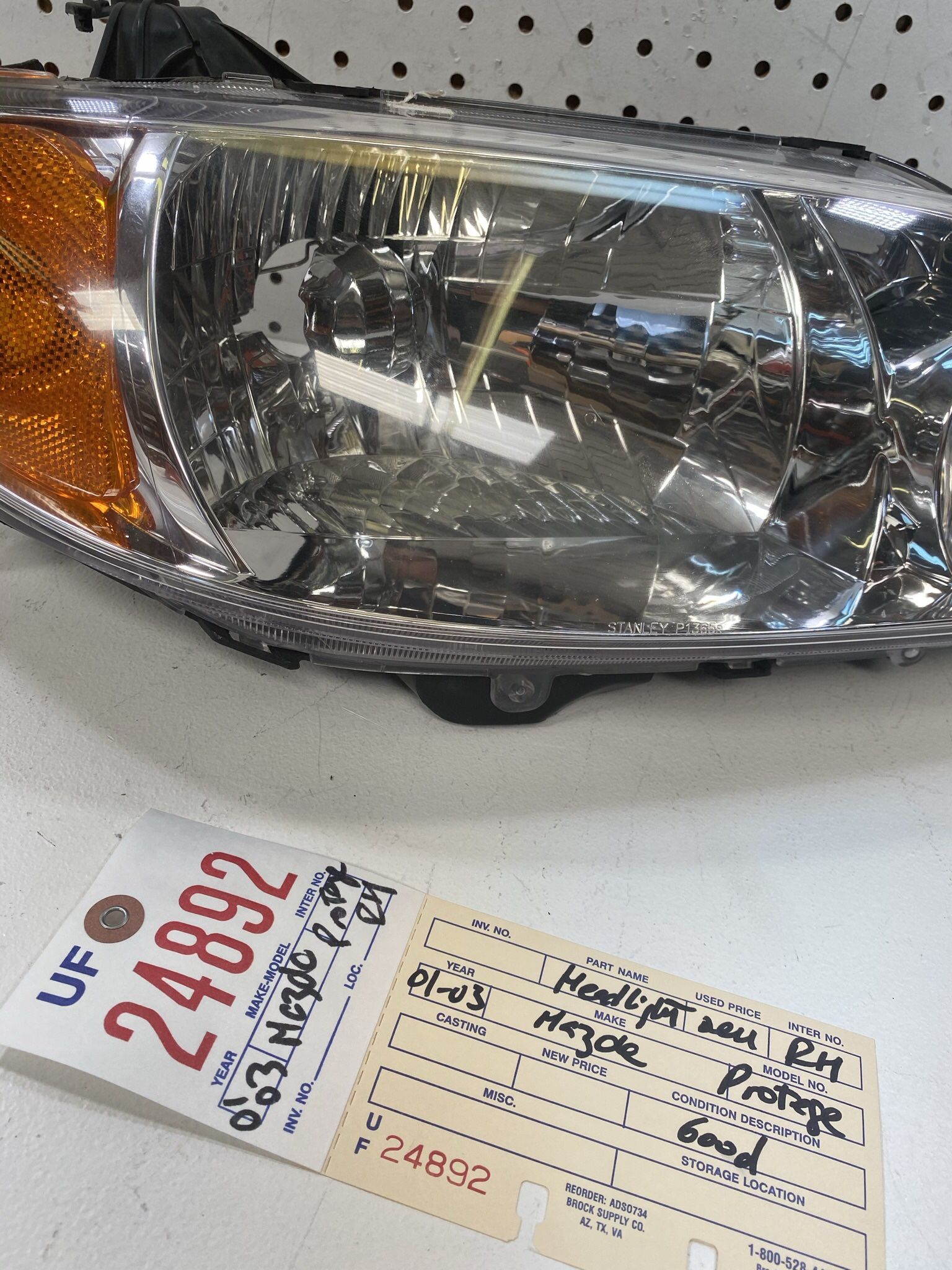2001 2002 2003 MAZDA PROTEGE RIGHT SIDE HEADLIHT OEM