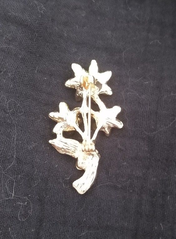 Metal Brooch