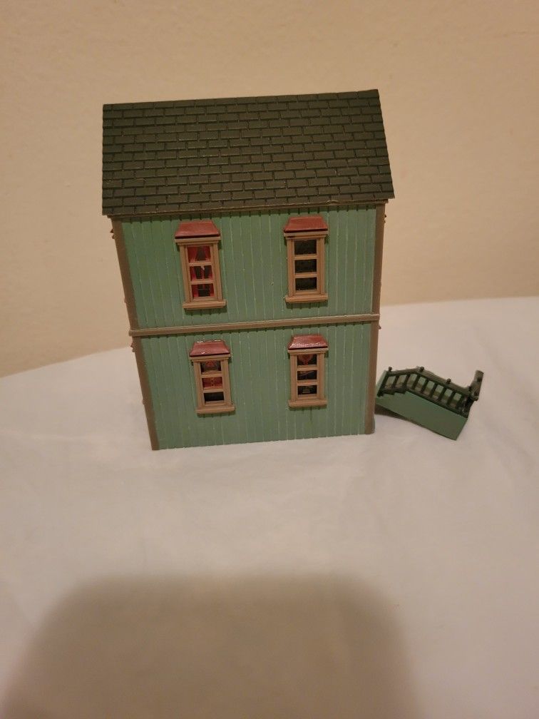 ENESCO PINE HOLLOW VILLAGE SCHOOL 8" Tall