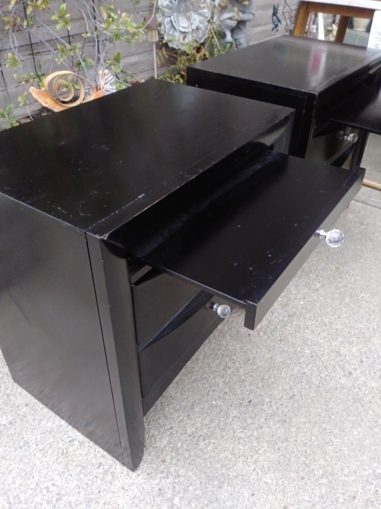 SET OF BLACK NIGHTSTANDS WITH CRYSTAL KNOBS