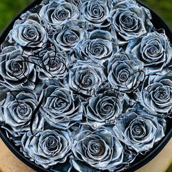 Leather box Eternal Box silver chrome Roses Long Lasting flowers Real Preserved roses Flowers immortal roses Bouquet Anniversary Birthday Thumbnail