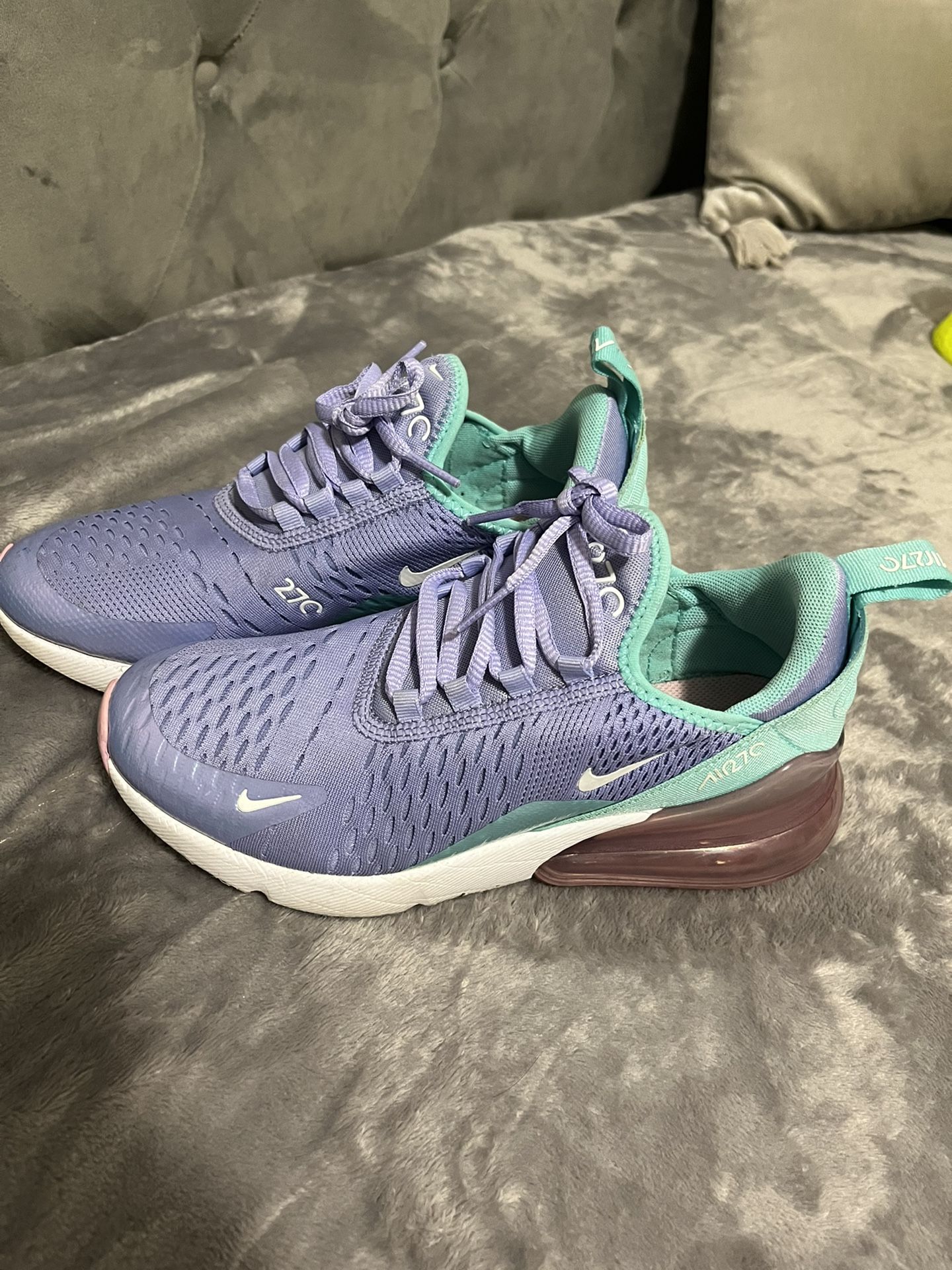Nike Air Max 270 Womens