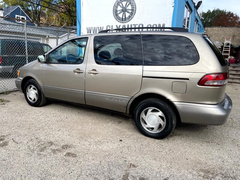 2001 Toyota Sienna