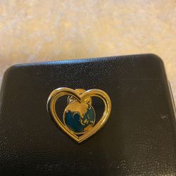 Vintage Gold Heart Pin/brooch (Avon ) Thumbnail