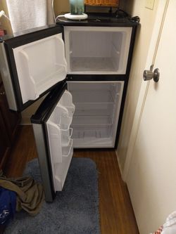 Magic Chef , Refrigerator Freezer.  1/3 Capacity, Black And Silver, 120 Volt Only No Propane. Will Work In An RV Thumbnail