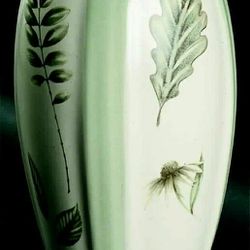Haeger Pfaltzgraff "Naturewood" Fluted 8 1/4" Vase Thumbnail