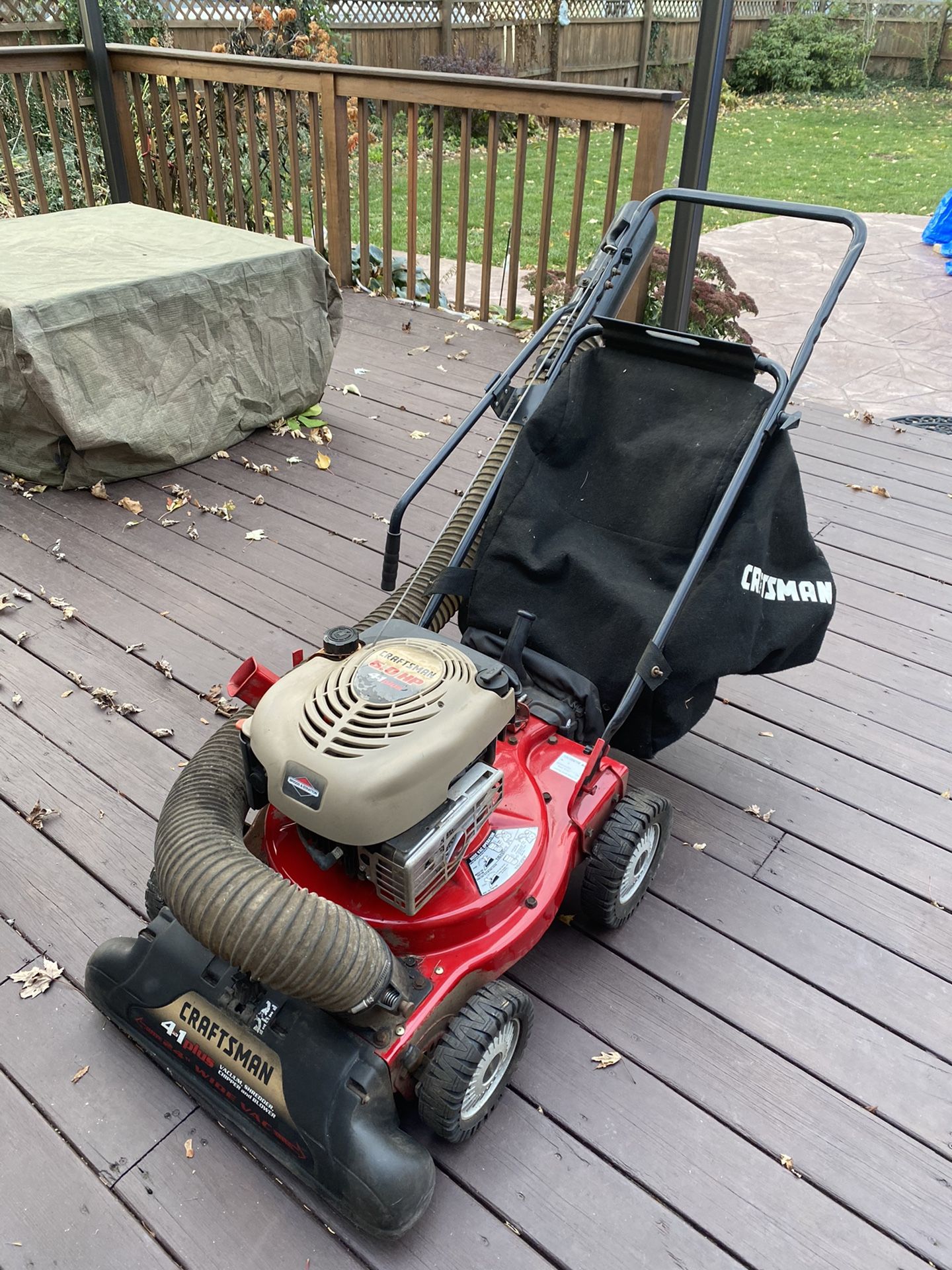 Craftsman Yard 4:1 Machine -Vacuum/Mulcher/Blower/Chipper