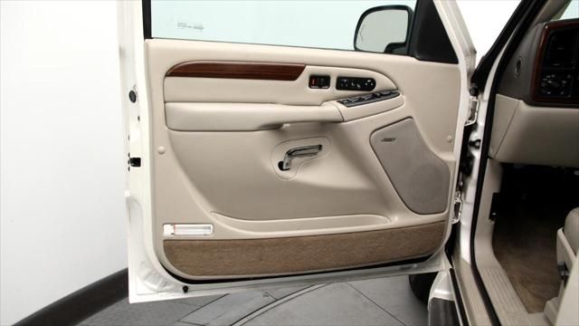 2004 Cadillac Escalade