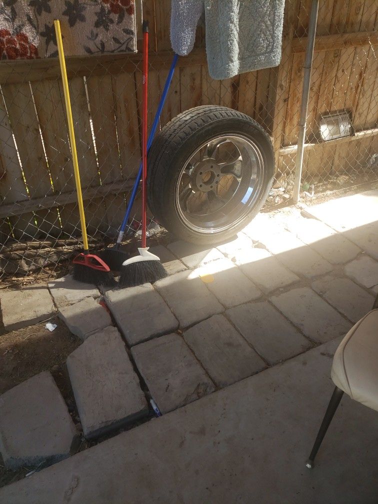 22" Five Lugs