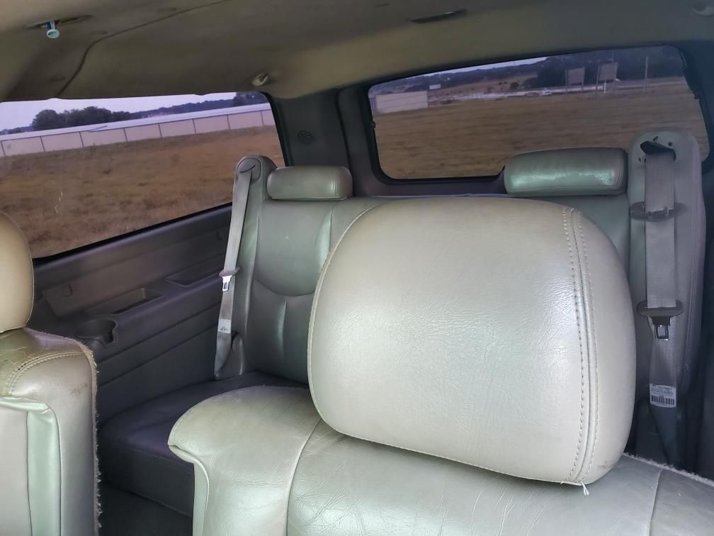 2003 Chevrolet Suburban