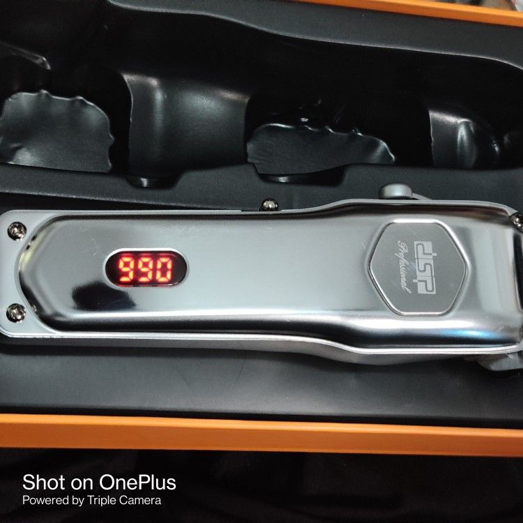 Cordless Rechargeable Hair Clippers With Guards,