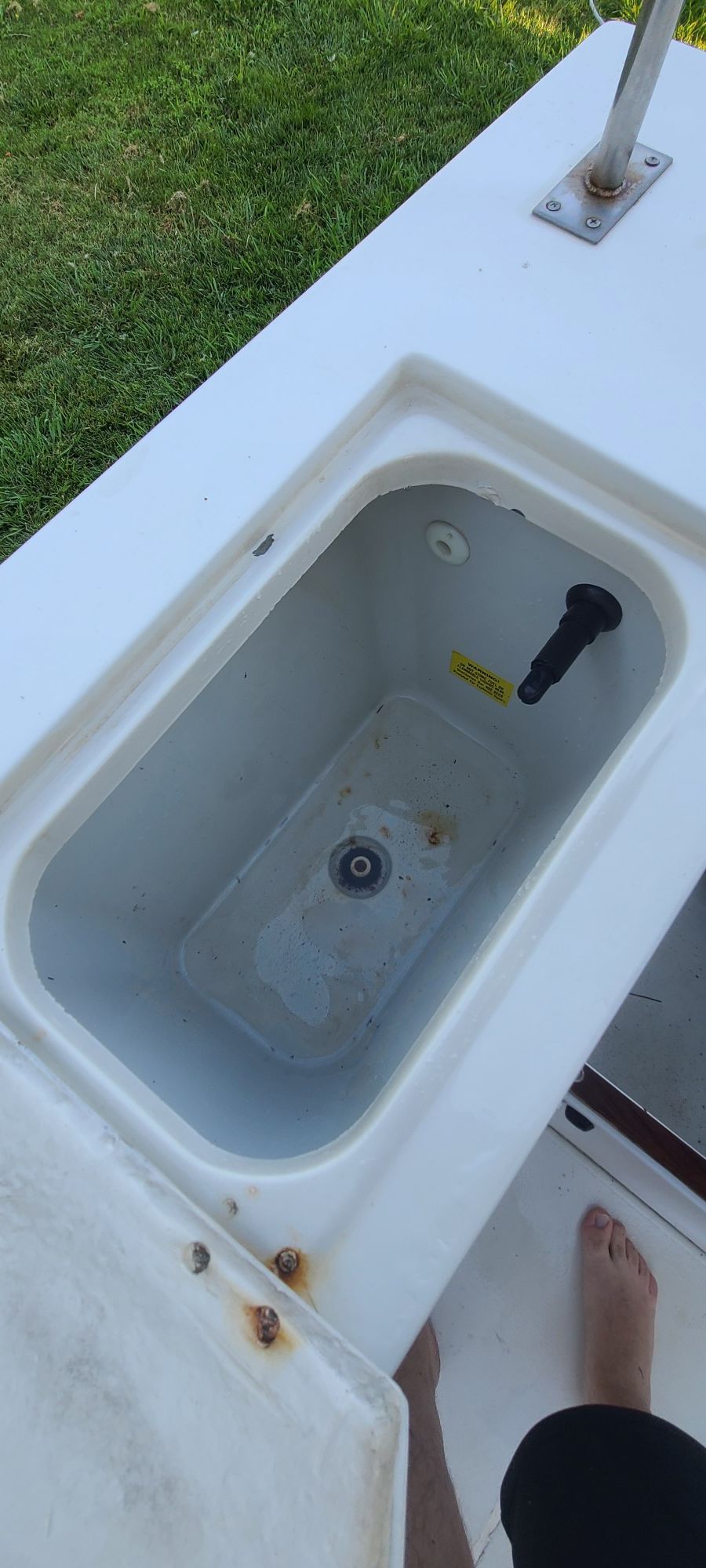 BLUEWATER 210 CENTER CONSOLE BOAT W/ 2 MERCURY 115 OUTBOARDS
