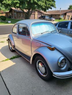 1975 Volkswagen Beetle Thumbnail
