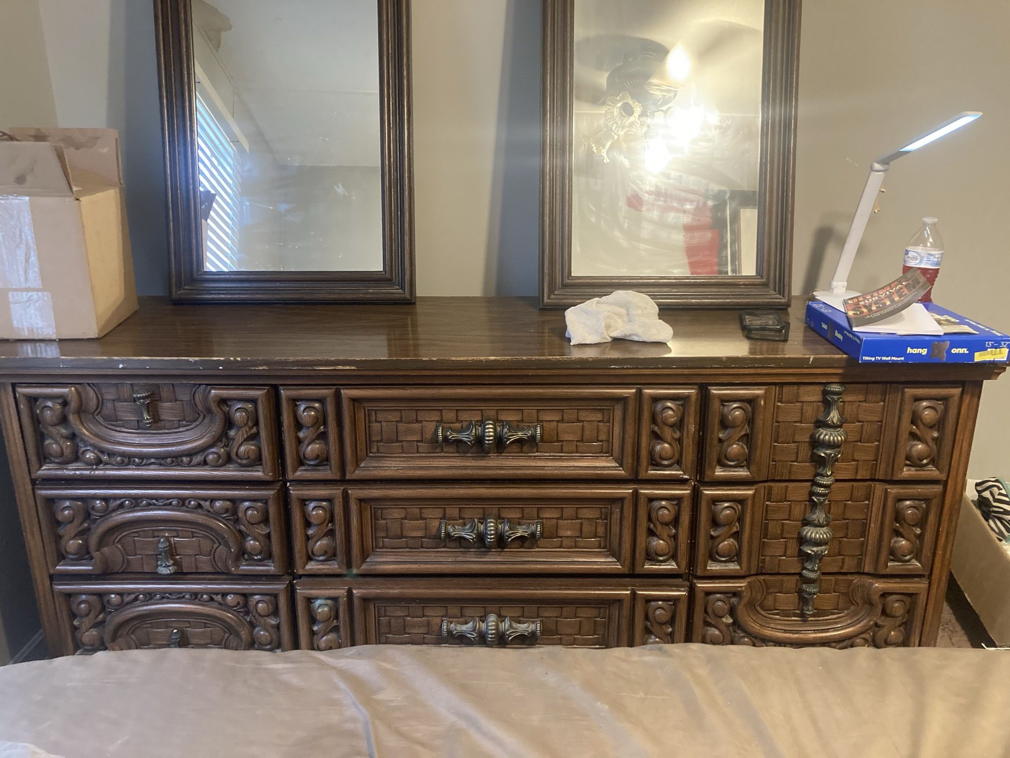 Dresser