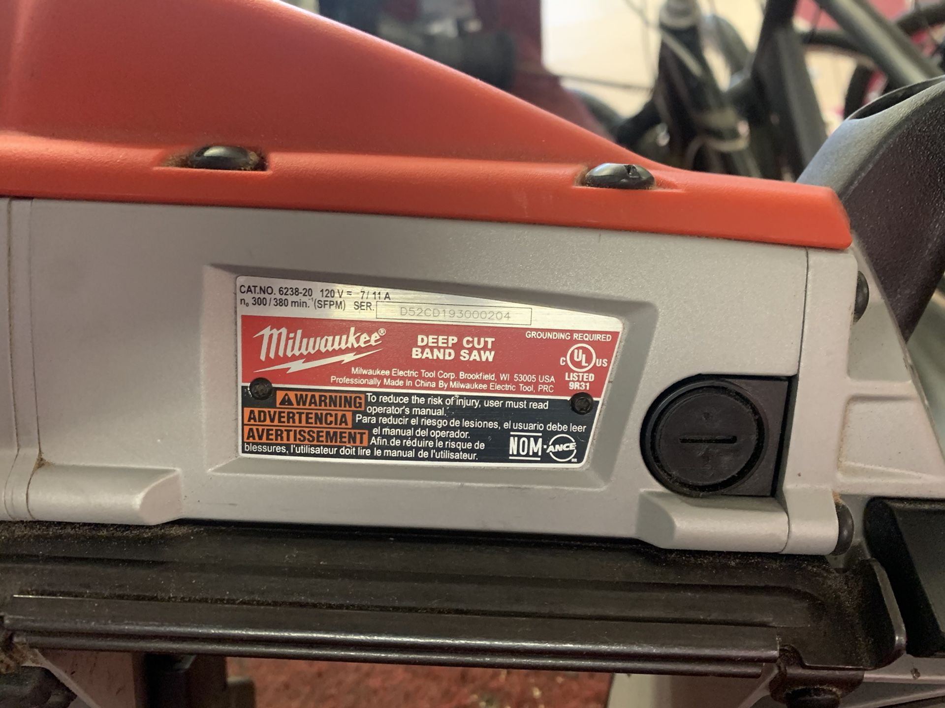 Milwaukee Deep Cut Band Saw