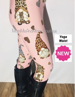 NEW Womens Gnome Cheetah Pink Valentines Day Leggings OS Or TC  Thumbnail