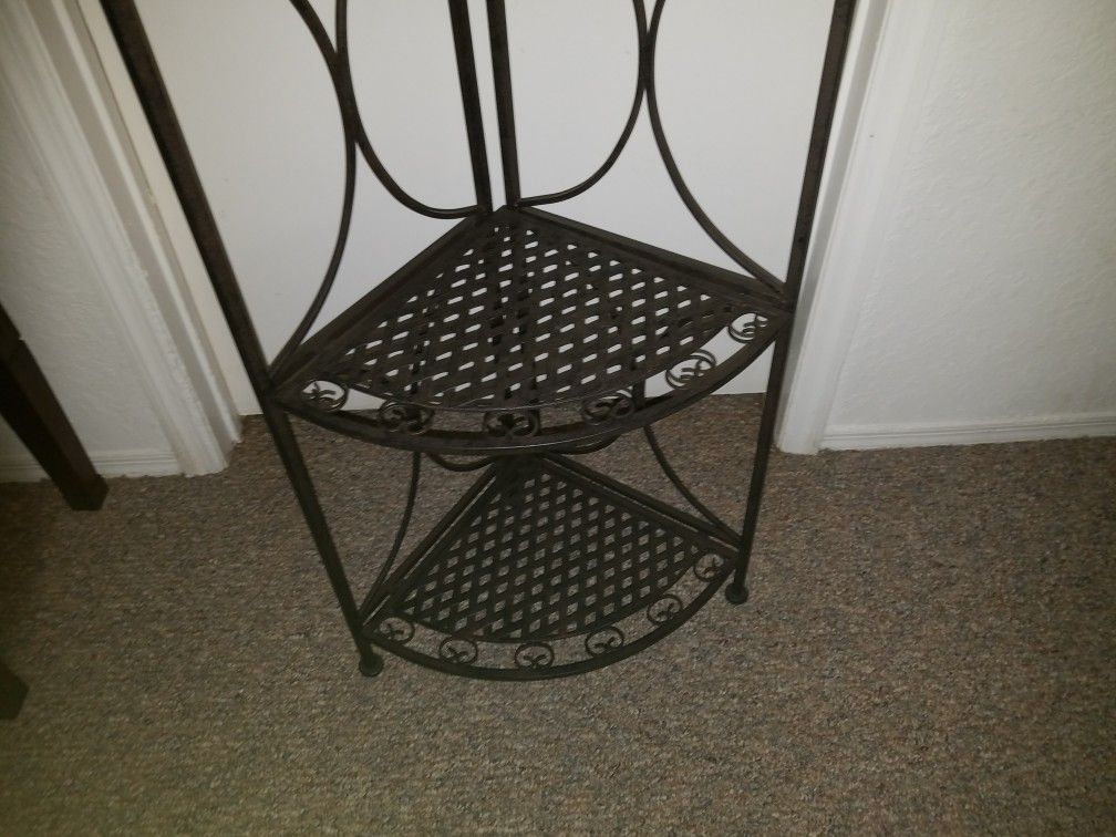 5 Shelf Corner Stand