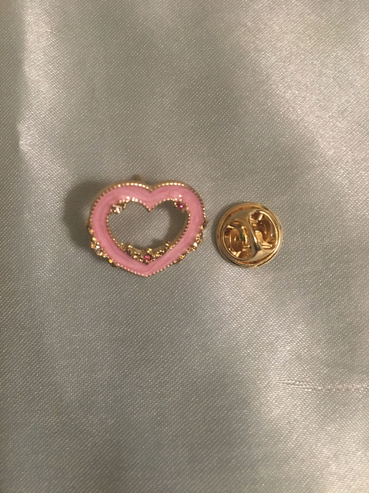 Sailor Mini Moon Enamel Pin