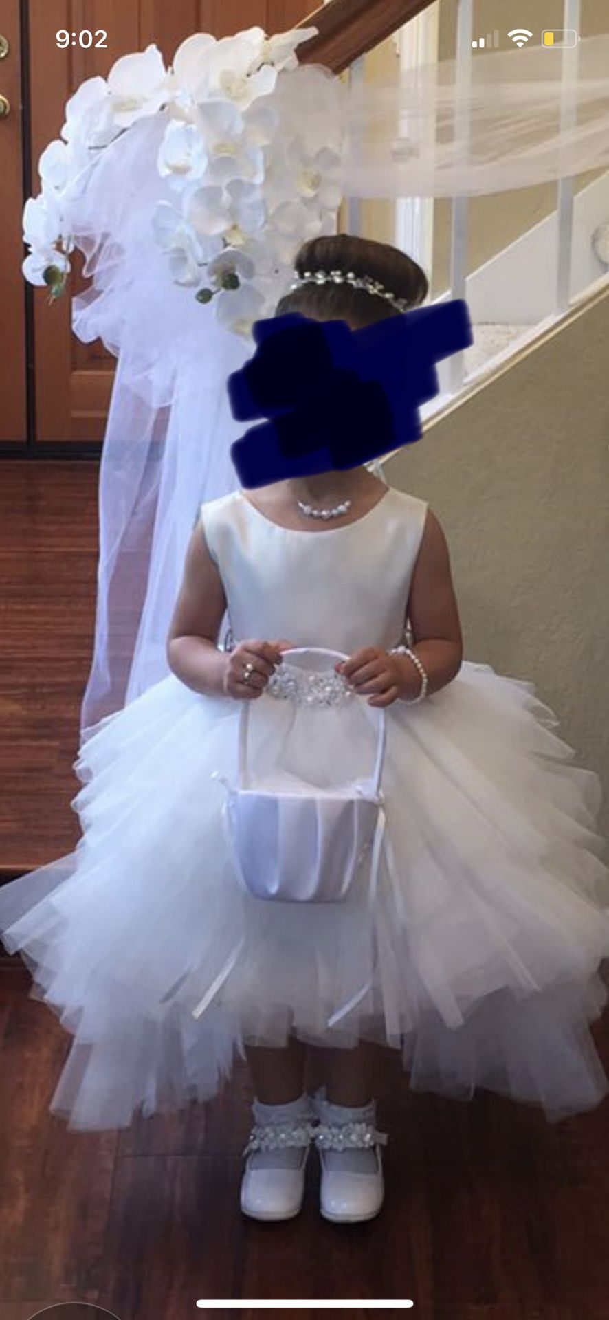 Flower Girls Dress - For 3 And 4 Years Old, Used One Time