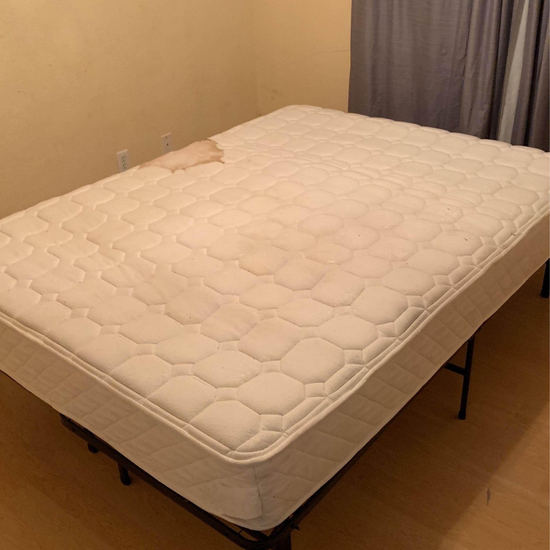 Metal Frames With Mattress Queen Size