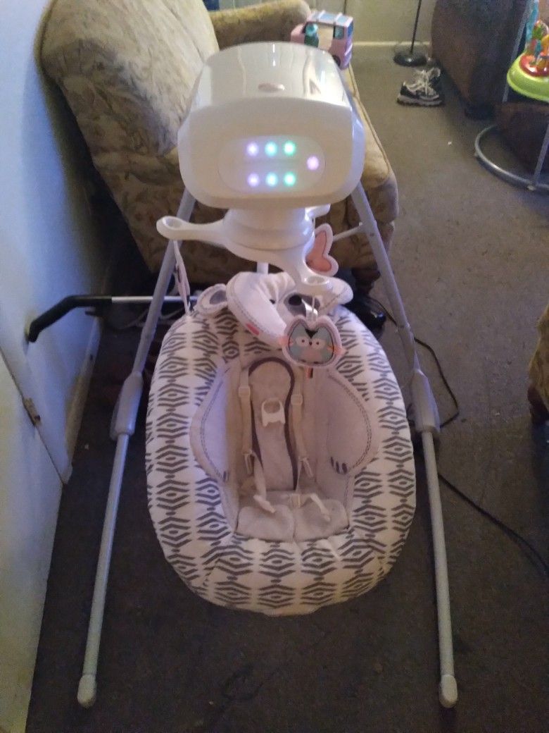 Baby Electric Fisher Price Swing