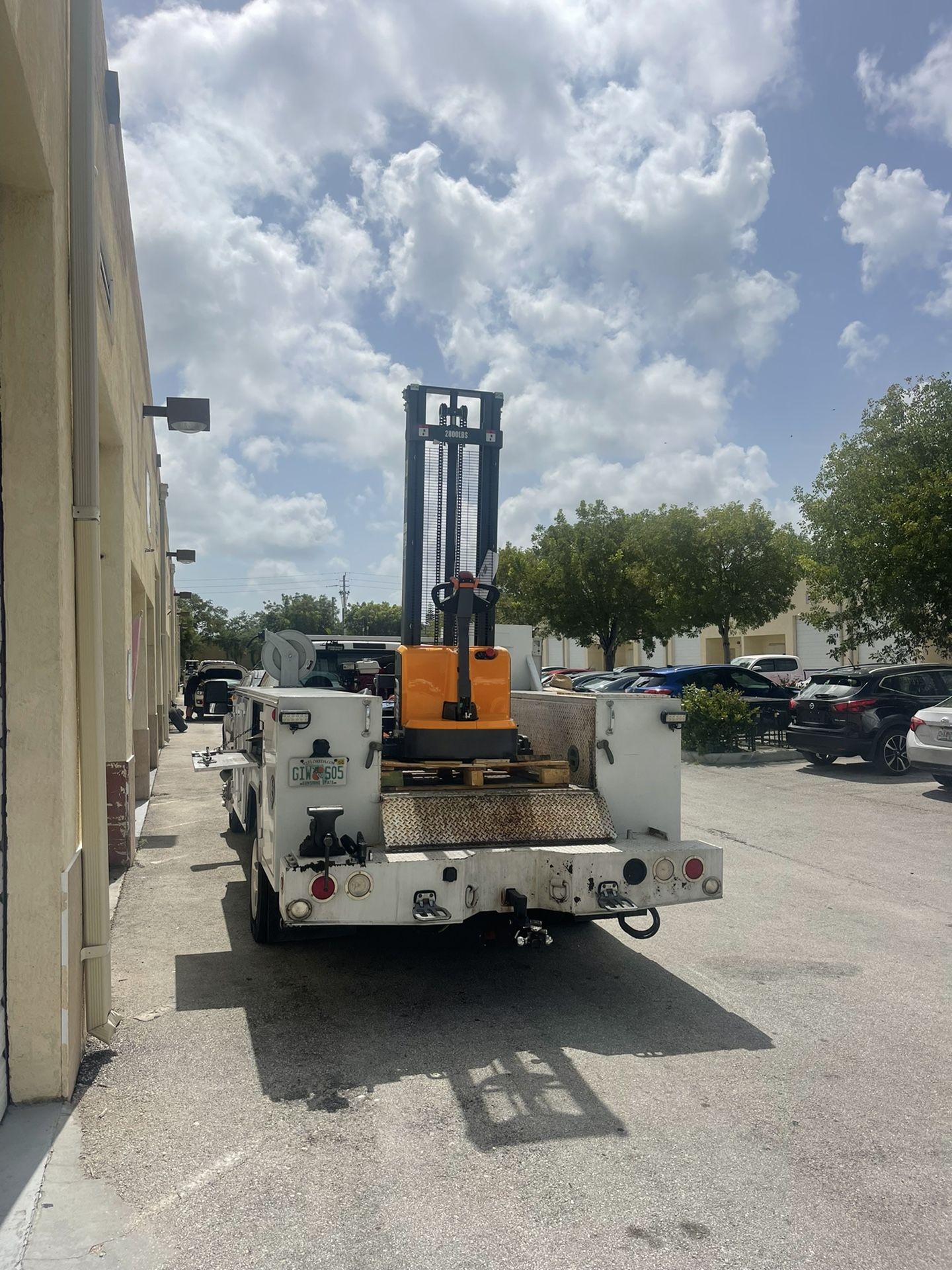 2022 Ekko Stacker Forklift 2800lbs Capacity 11.5 Foot Working Height