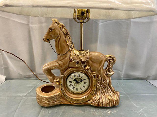 Vintage 50s Ceramic Horse Clock/Lamp w Like New Shade