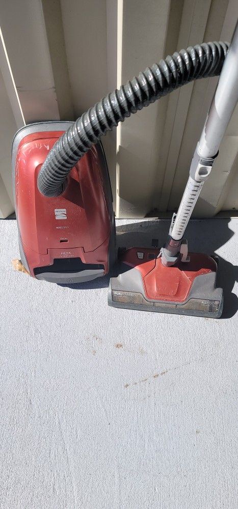 kenmore 400 series vaccum with power brush. work