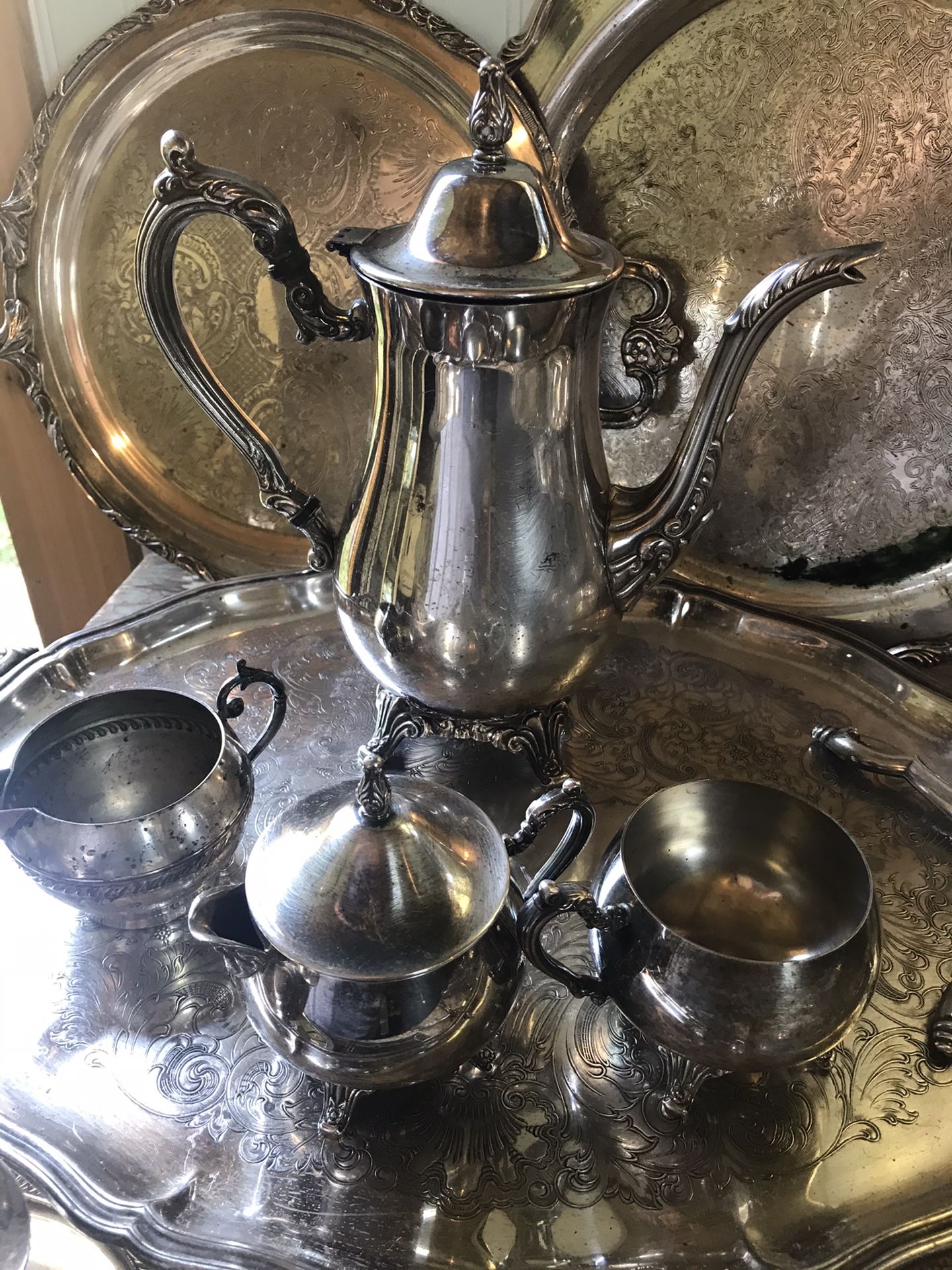 Silver plated serving dishes. Yes, it’s still available!!! Located in Burleson. Cross posted, no holds, so FCFS.