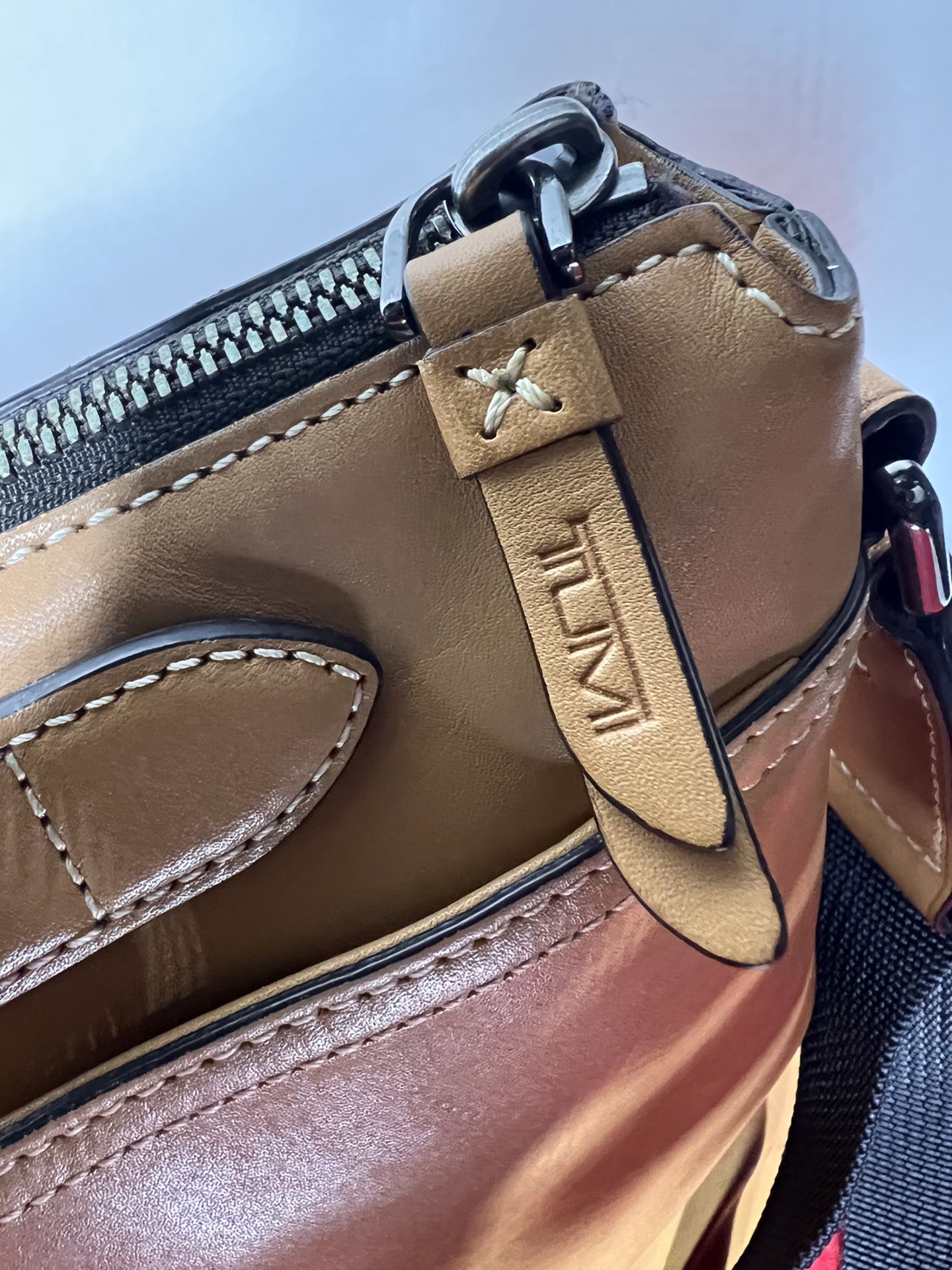 Tumi Tan Leather Crossbody Messenger Bag