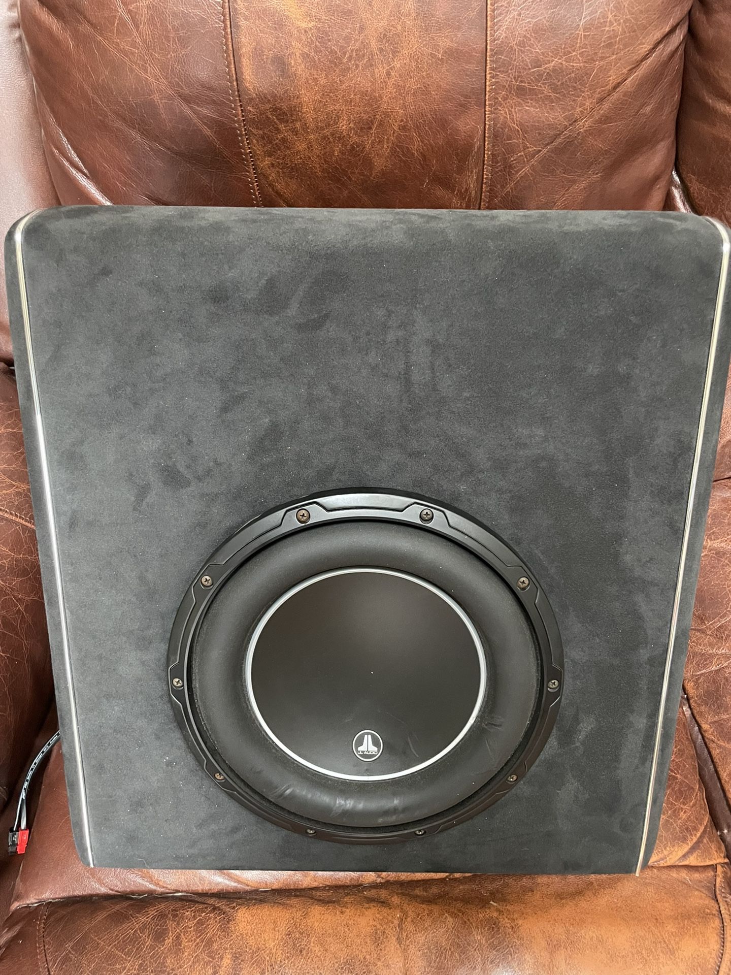 Jl Audio 10w6v3 For Sale In South Elgin Il Offerup