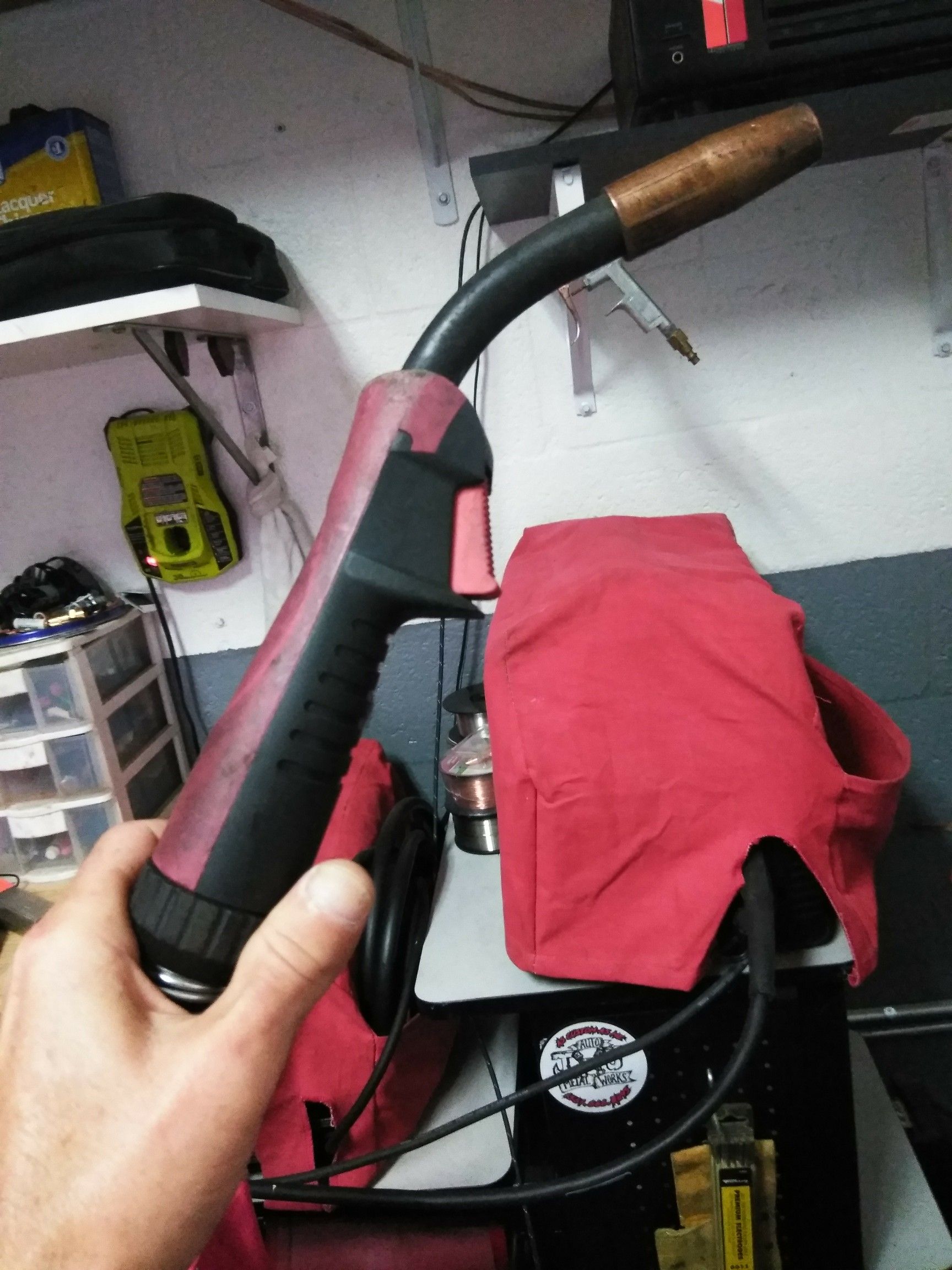 Lincoln Electric welding machine pro mig 135 for Sale in Palm Springs