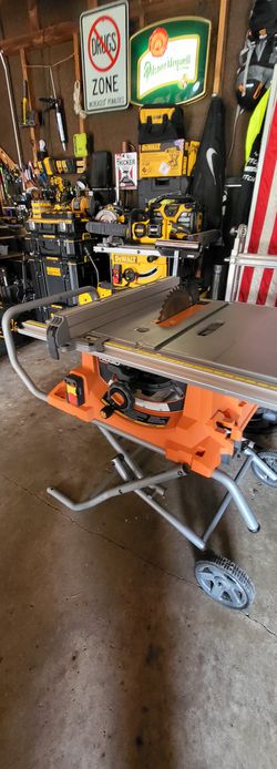Ridgid 10 Inch Table Saw With Quickie Stand Thumbnail