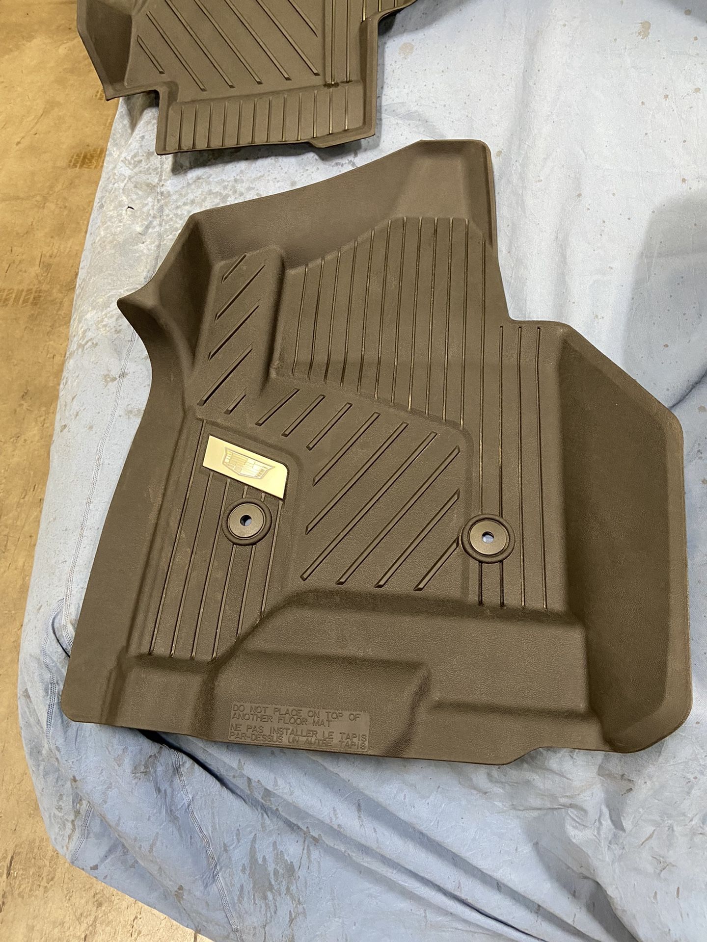 2018 -2019 Cadillac Escalade Floor Mats Brand New
