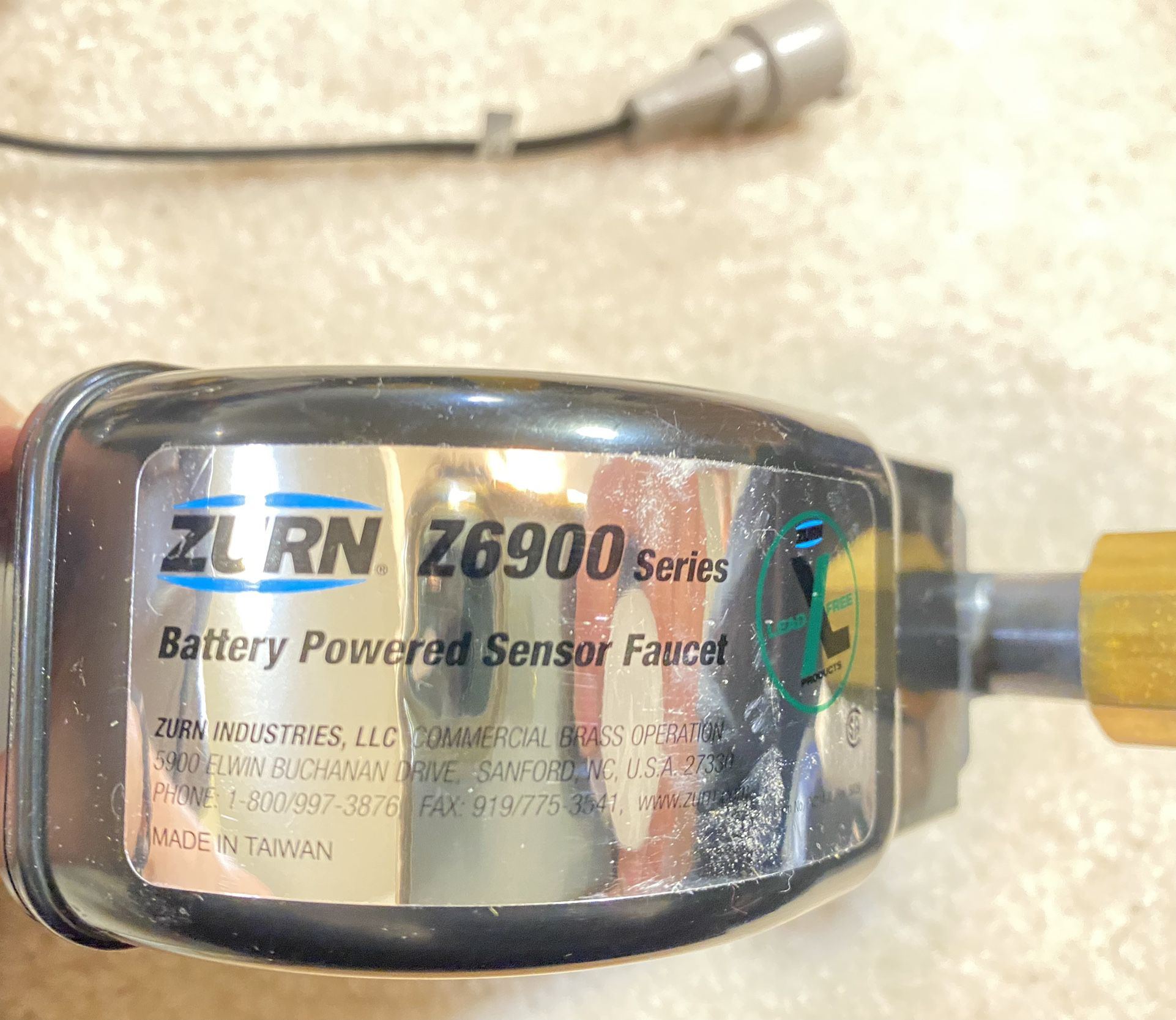 (FOR PARTS) ZURN Aquasense Automatic Battery Powered (4 Faucets & others) manufactured in Taiwan