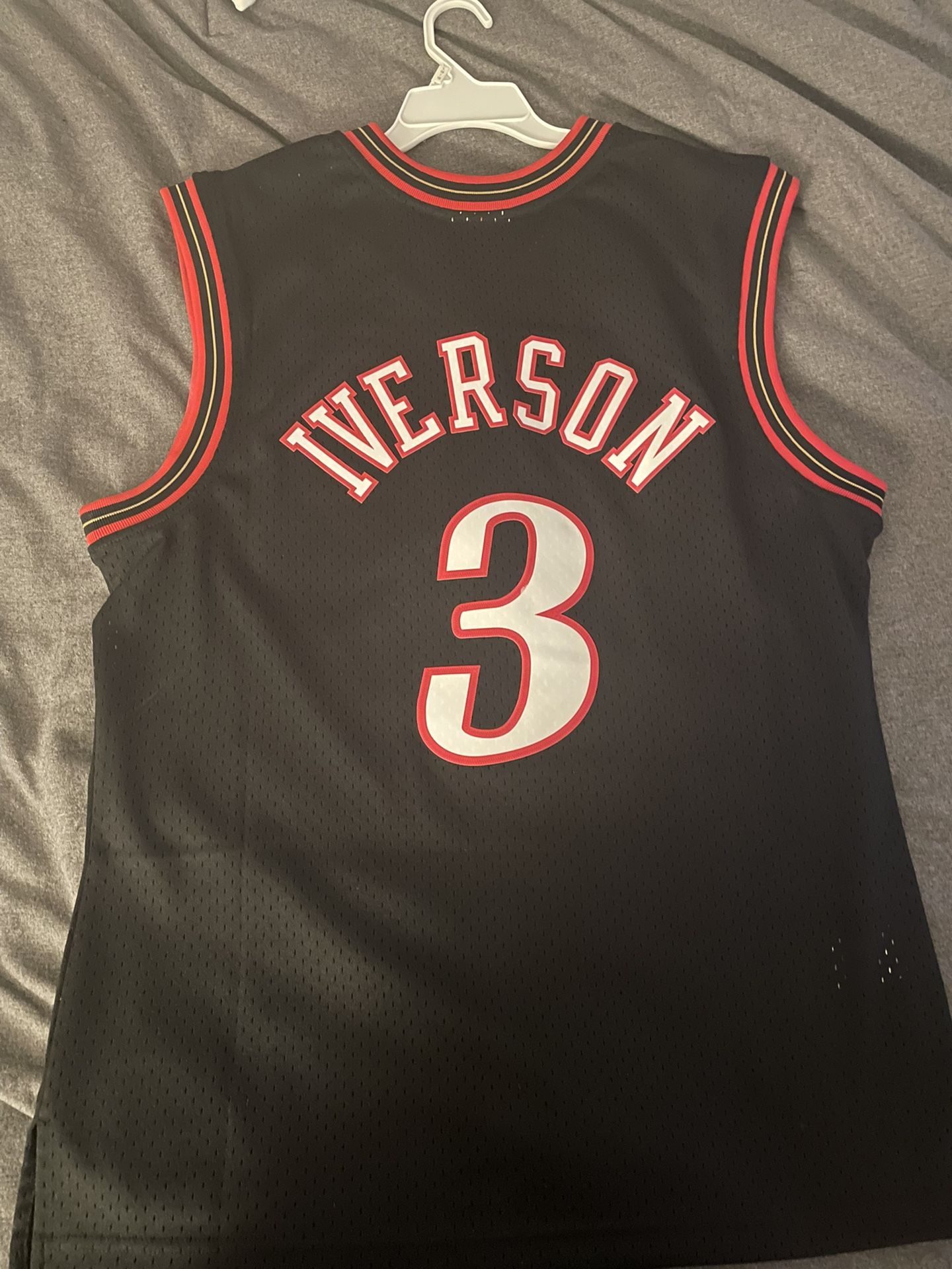 Jerseys Hardly Worn