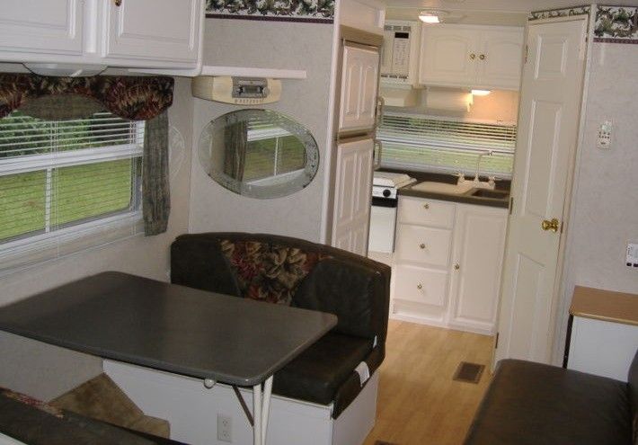 TRAVEL TRAILER 2002 Keystone Outback 25FB