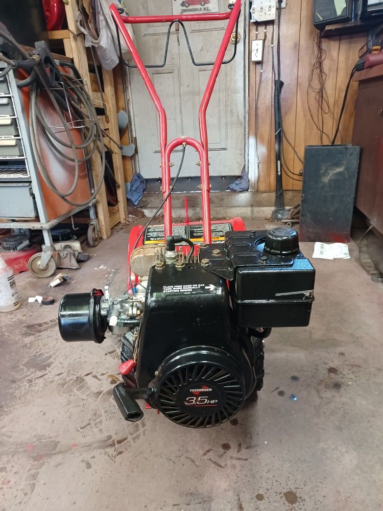 Reconditioned Rear Tine Troy Bilt Jr