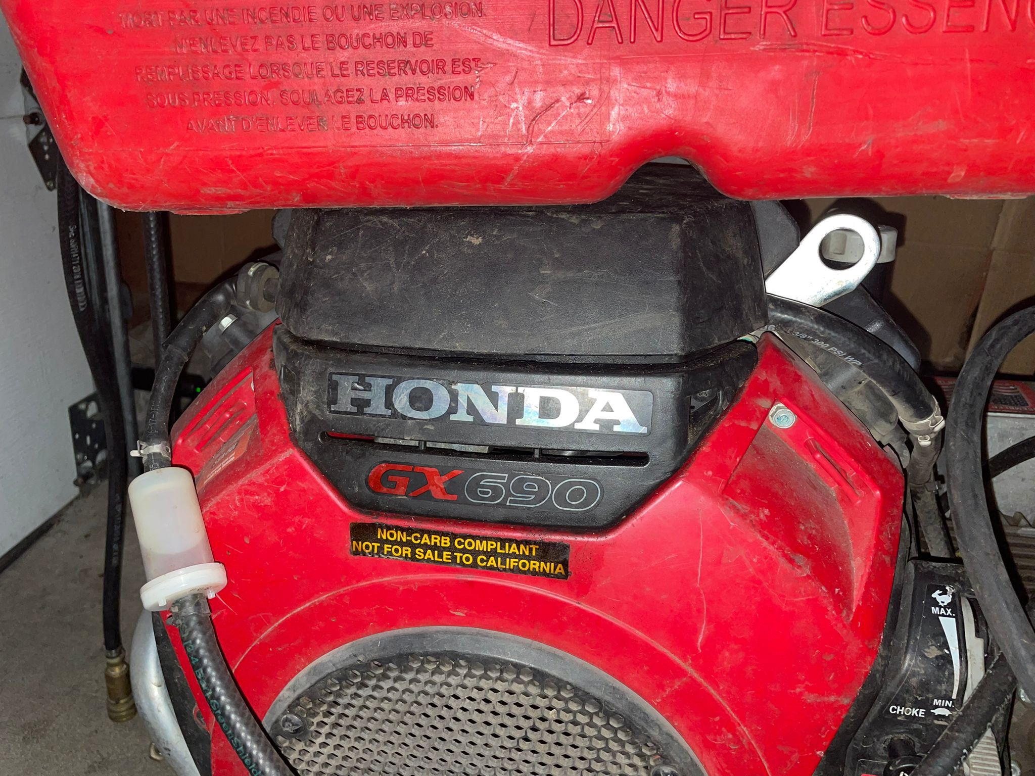 Honda GX 690, comes with 150 ft of pressure hoses, a gan and several accessories