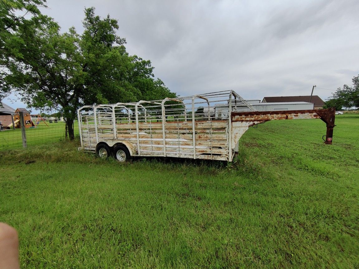 20' Livestock Trailer