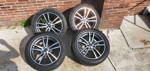 Mustang 235/50R18 Sumitomo Tires HTR Enhance LX2 Tires + Rims  Thumbnail