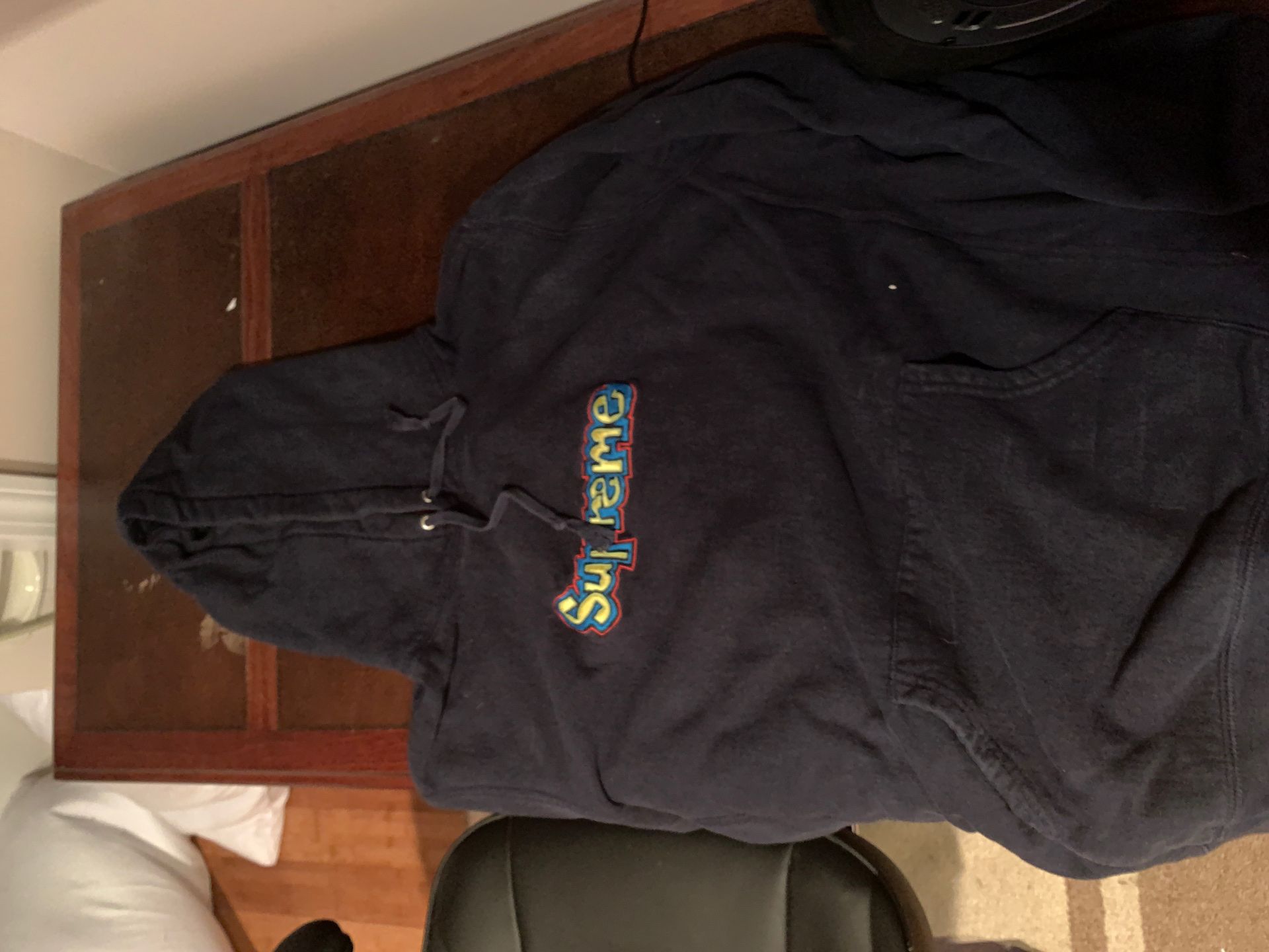 Supreme Hoodie