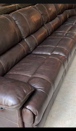 SOFA GENUINE 100% REAL LEATHER RECLINER.. DELIVERY SERVICE AVAILABLE 🚚 Thumbnail