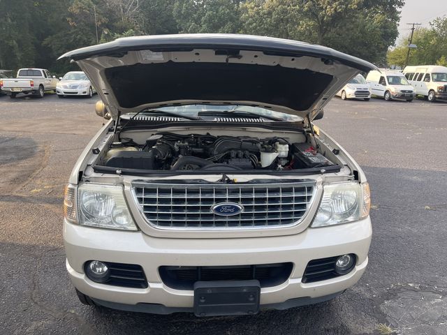 2005 Ford Explorer