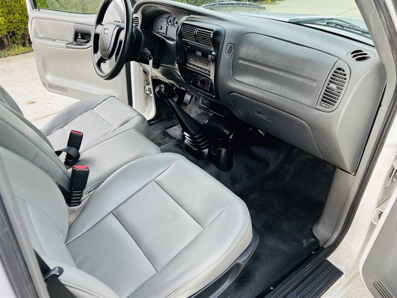 2004 Ford Ranger XL Truck Manual 1 Owner 135k Miles