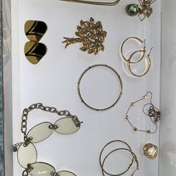 Vintage - Now - Gold Tone - 1+ lb Jewelry Bag - 10 Pieces Mixed Thumbnail