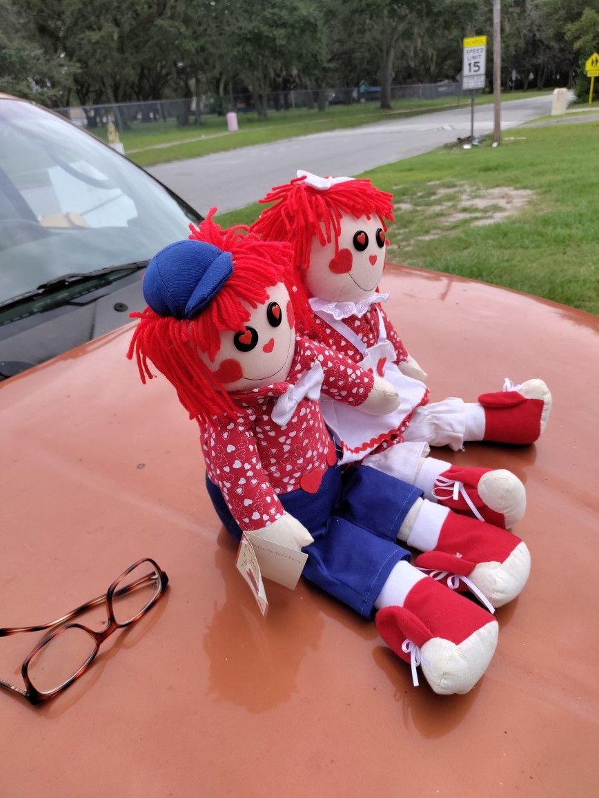 raggedy ann & andy Sining Dolls sining i got you babe by sonny & cher