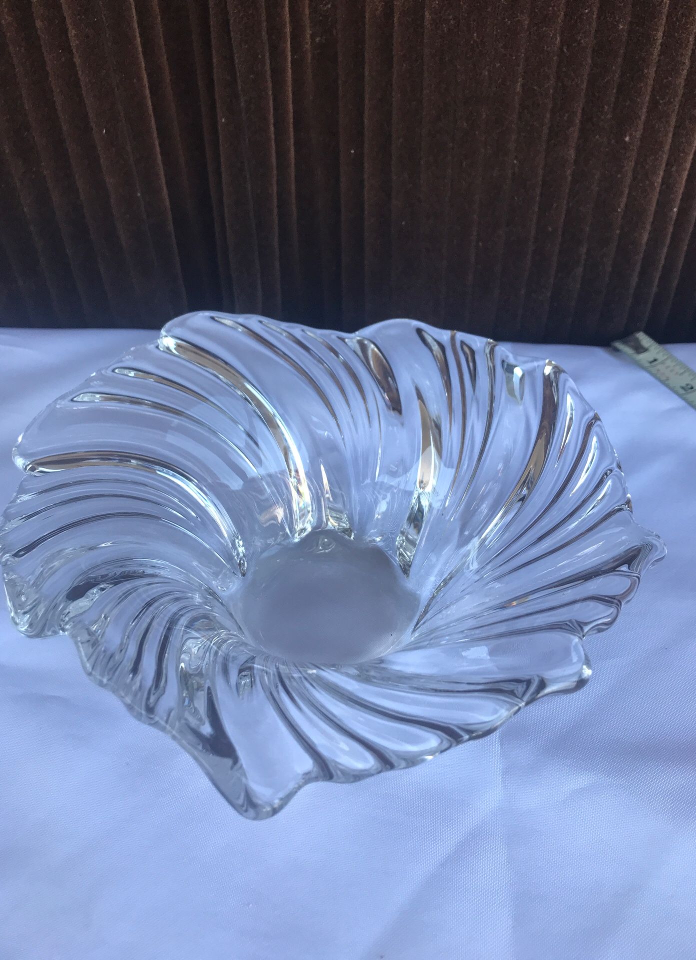 Crystal bowl , look at measurements