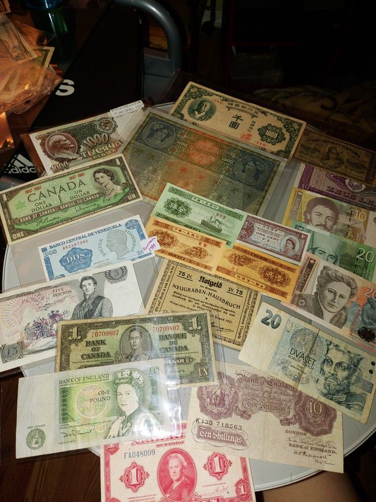 Foreign World Banknotes Currency Collection